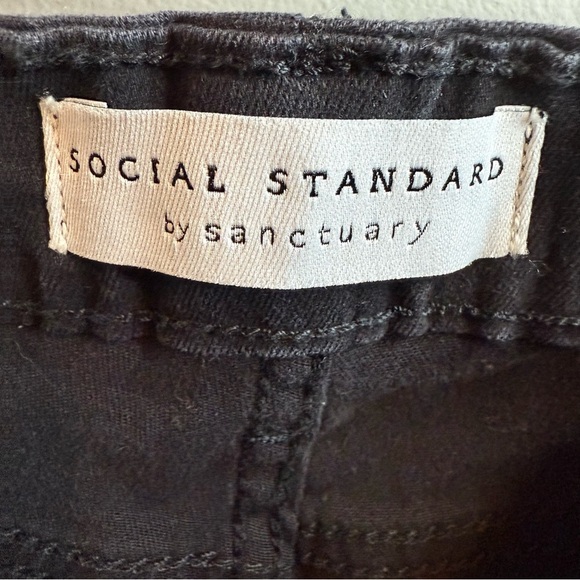 Social Standard by Sanctuary Black Camo High Rise Skinny Ankle Jeans - Picture 5 of 7